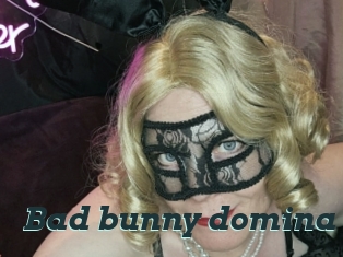 Bad_bunny_domina