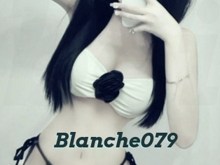 Blanche079